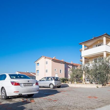 Apartment Ivana 2435 Malinska Ngoại thất bức ảnh