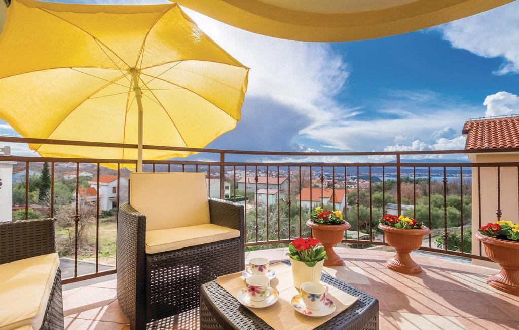 Apartment Ivana 2435 Malinska Ngoại thất bức ảnh